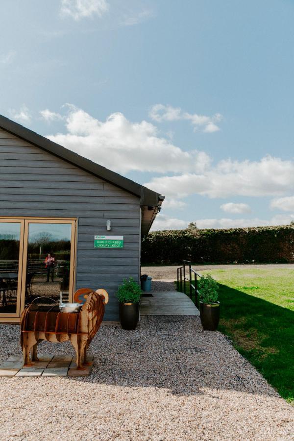 King Richard'S Luxury Lodge - Sleeps Up To 8 ,Dog Friendly ,Near Sherwood Forest At Fairview Farm In Nottingham Set In 88 Acres And Great For Groups,Family Gatherings,Corporate Events Extérieur photo