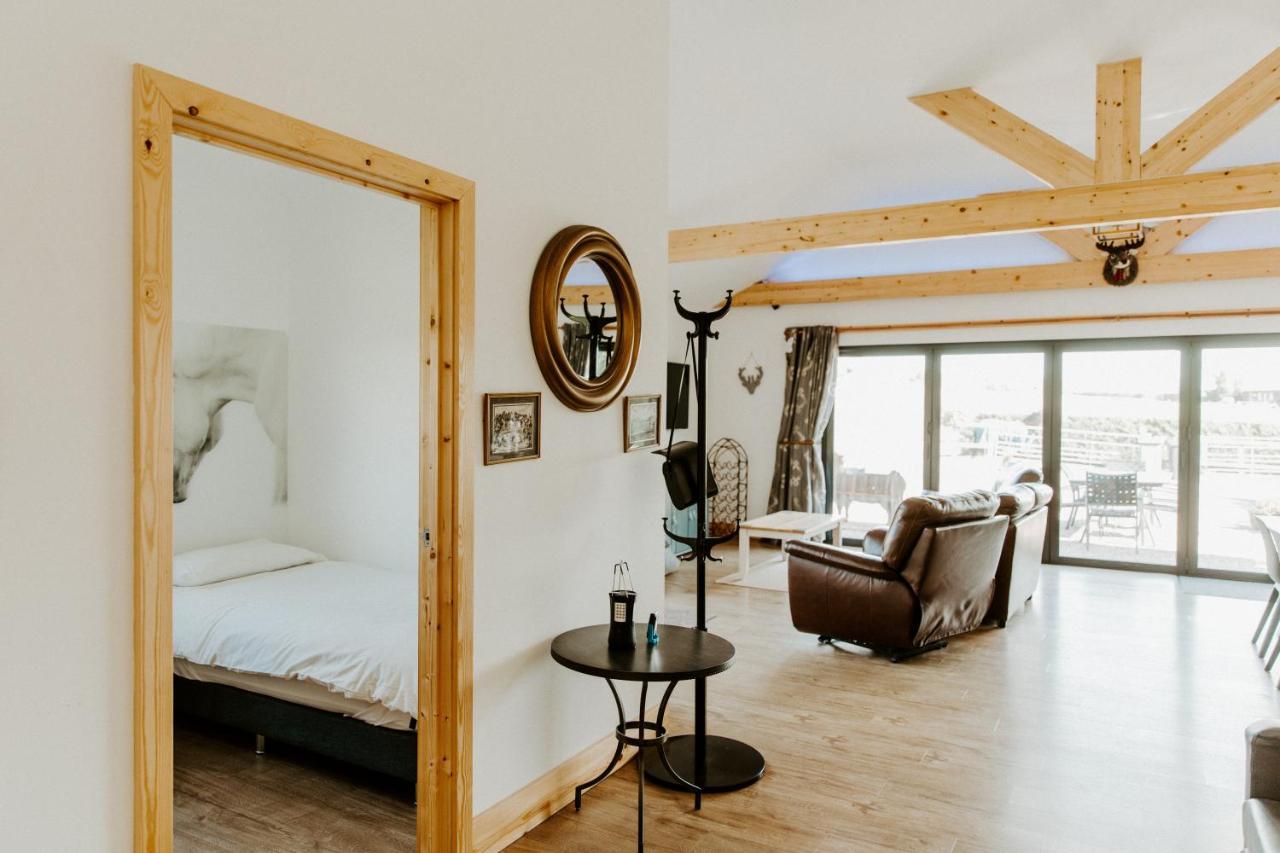 King Richard'S Luxury Lodge - Sleeps Up To 8 ,Dog Friendly ,Near Sherwood Forest At Fairview Farm In Nottingham Set In 88 Acres And Great For Groups,Family Gatherings,Corporate Events Extérieur photo
